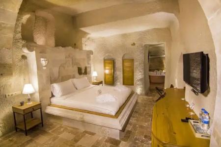 Azure Cave Suites - 1