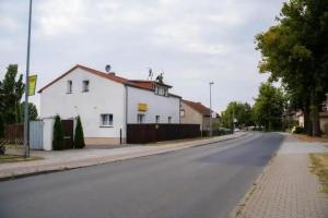 Pension SXF, Schonefeld