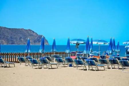 Baia Dei Delfini - 17