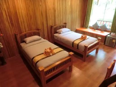 Chom Samed Resort - 2