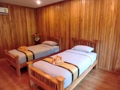 Chom Samed Resort - 1