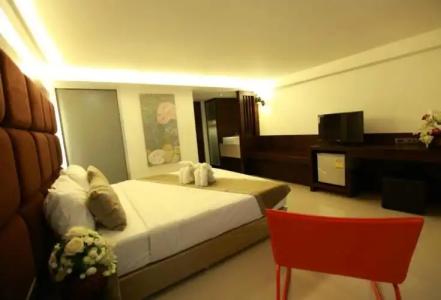The Bangkok Major Suite - 24