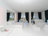 Deluxe room with land view