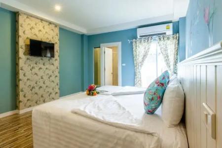 Gallery Lake View - 107