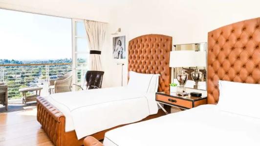 Mr C Beverly Hills - 3