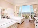 Premium Quadruple room with Beverly Hills view
