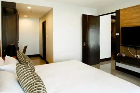 Crystal Suites Suvarnbhumi Airport - 50