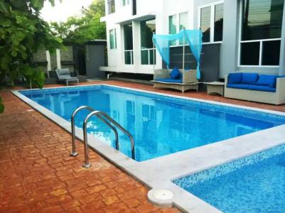 Crystal Suites Suvarnbhumi Airport - 16