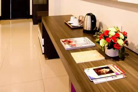 Crystal Suites Suvarnbhumi Airport - 41
