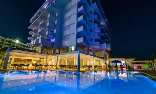 Tasia Maris Sands (Adults Only) - 6