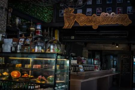 Quip Bed & Breakfast - 8