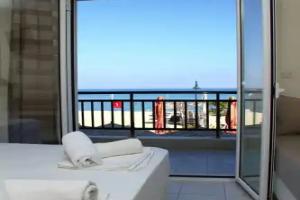 El Greco Beach Hotel, Olympiaki Akti