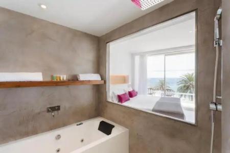 One Ibiza Suites - 242