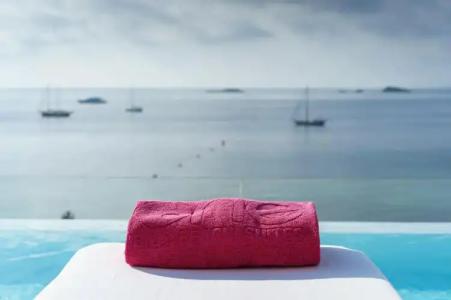 One Ibiza Suites - 20