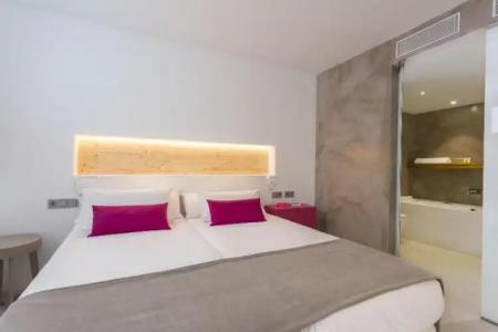 One Ibiza Suites - 185