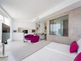 Grand Apartment