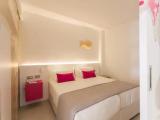 Basement Suite with sea view