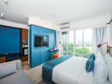 Grand room