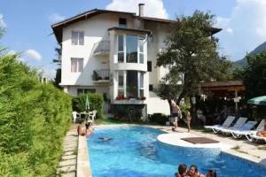 Family Hotel Vit, Teteven