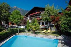 Garni Juval Hotel, Scena