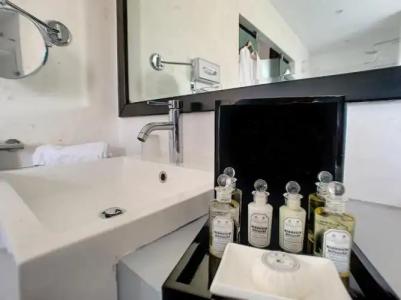 Hôtel Palazzu Pozzo di Borgo - 10