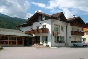 Hotel La Noria, Commezzadura
