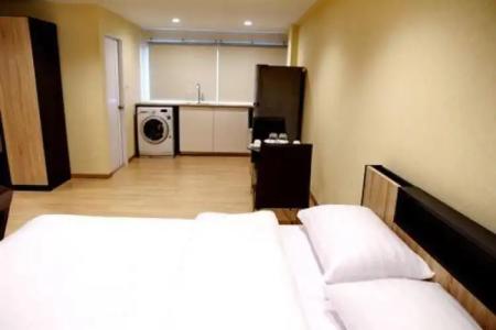 The Kaze 34 and Serviced Residence - 65