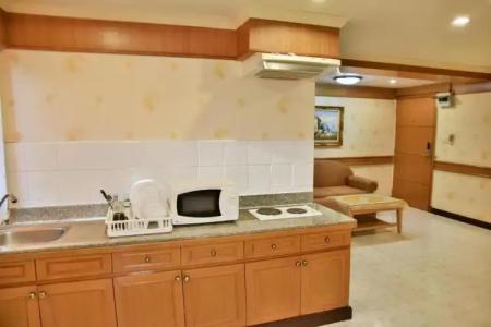 The Kaze 34 and Serviced Residence - 77