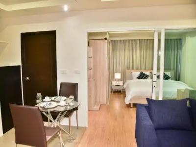 The Kaze 34 and Serviced Residence - 38
