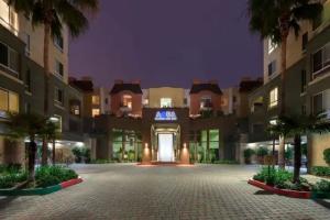 Global Luxury Suites at Lincoln Blvd, Los Angeles