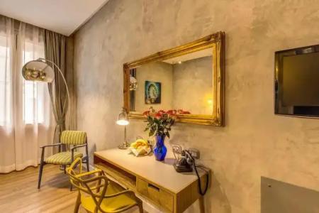 Parlamento Boutique - 35