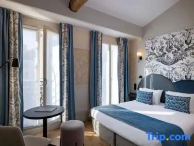 Grand Hôtel Lévêque - 92