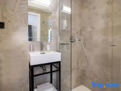 Grand Hôtel Lévêque - 75