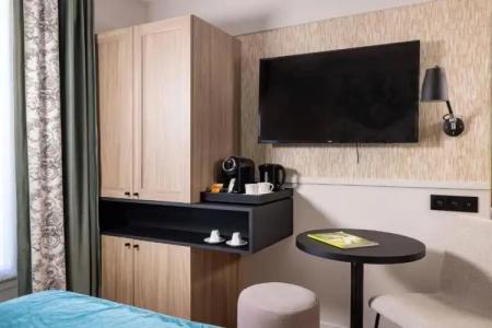 Grand Hôtel Lévêque - 83