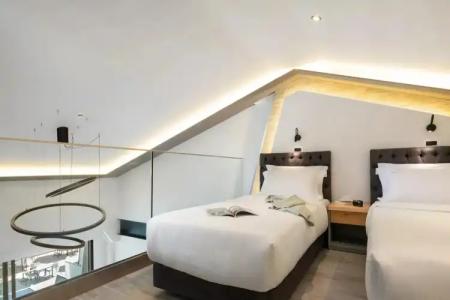 Akti Toroni Boutique - 59