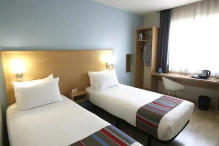 Travelodge Madrid Alcalá - 33