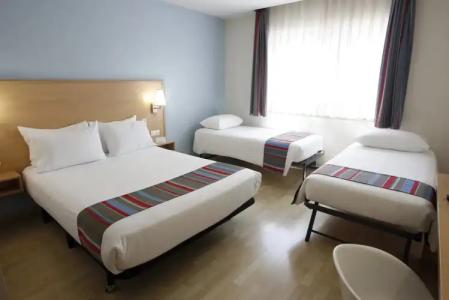 Travelodge Madrid Alcalá - 65