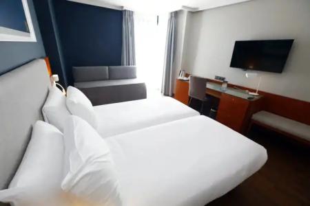 Travelodge Madrid Alcalá - 71