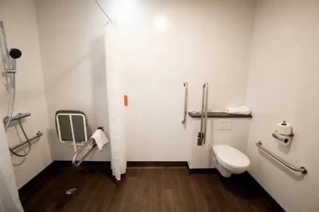 Travelodge Madrid Alcalá - 49