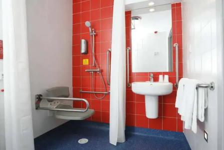 Travelodge Madrid Alcalá - 62