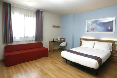 Travelodge Madrid Alcalá - 25