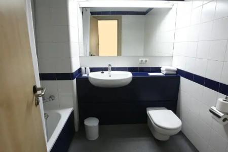 Travelodge Madrid Alcalá - 7