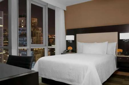 Hilton Garden Inn New York - Times Square Central - 4