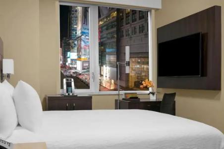 Hilton Garden Inn New York - Times Square Central - 41