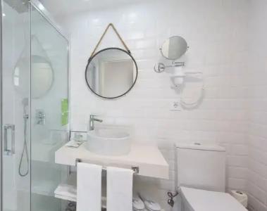 Ereza Mar - Adults Only - 12