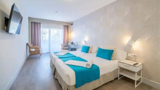 Ereza Mar - Adults Only - 29