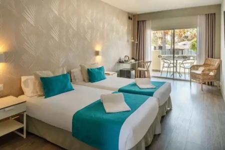 Ereza Mar - Adults Only - 27