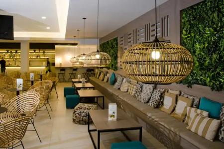 Ereza Mar - Adults Only - 17