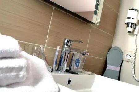 Kyriad Prestige Vannes Centre-Palais des Arts - 56