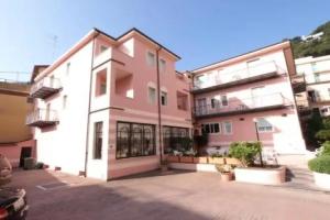 Hotel Mambo, Laigueglia